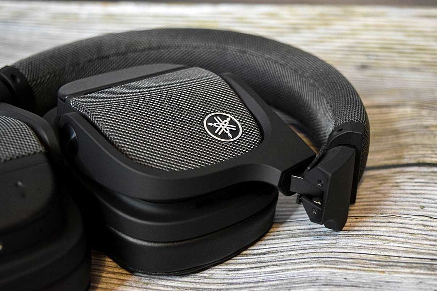 Накладные беспроводные наушники Yamaha YH-L700A