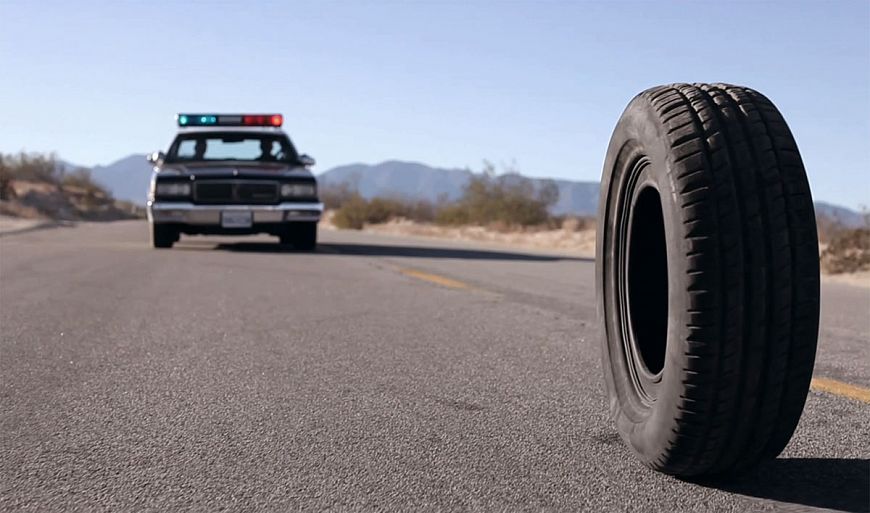 Шина / Rubber (2010)