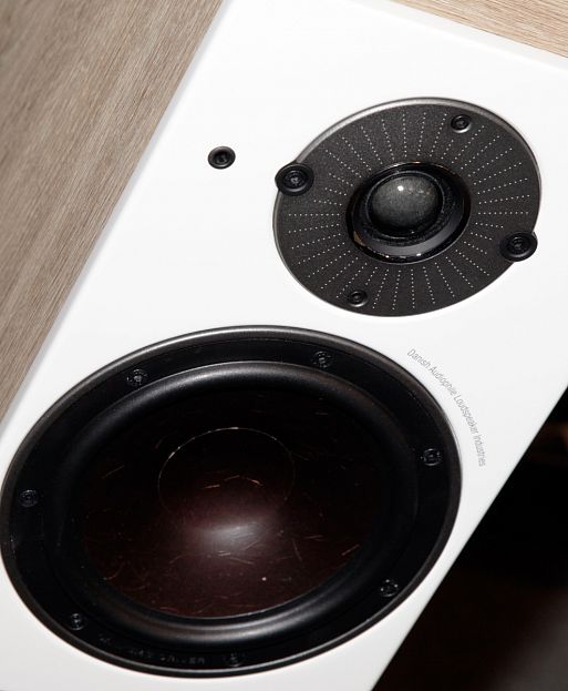 Акустические системы DALI Oberon 1