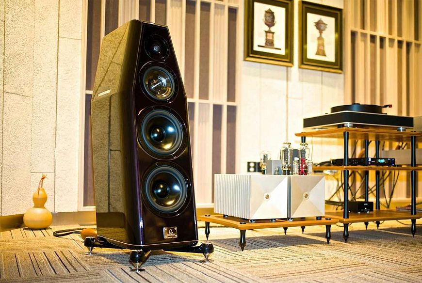 Базовая версия акустических систем Kharma Elegance dB9-S