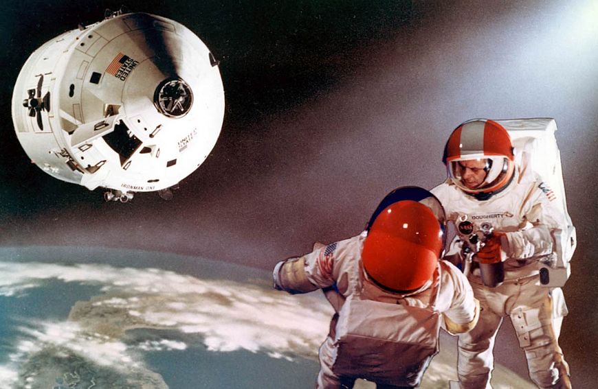 Отрезанные от мира / Marooned (1969)