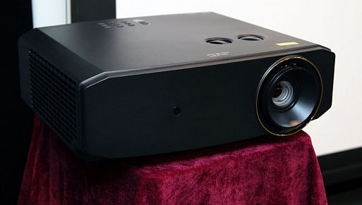 Лазерный 4K-проектор для домашнего кинотеатра JVC LX-NZ3