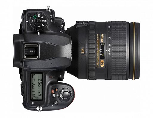 Цифровая зеркальная фотокамера Nikon D780