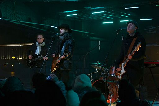 Клип Uma2rman с участием HUAWEI