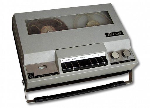 Топ 10 портативных катушечных магнитофонов из СССР