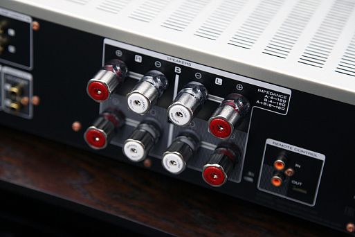 Marantz-8006-Dynaudio-Special-40