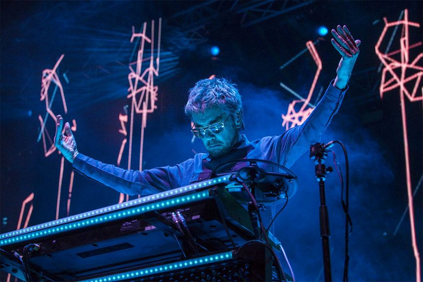 Подарок к Новому году от Жан-Мишеля Жарра