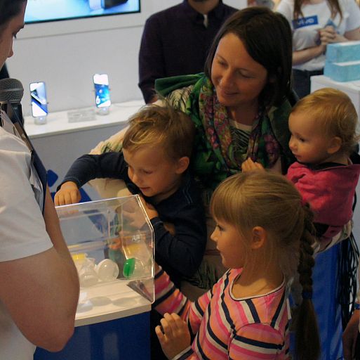 Смартфон Vivo V17 Neo представлен в Москве