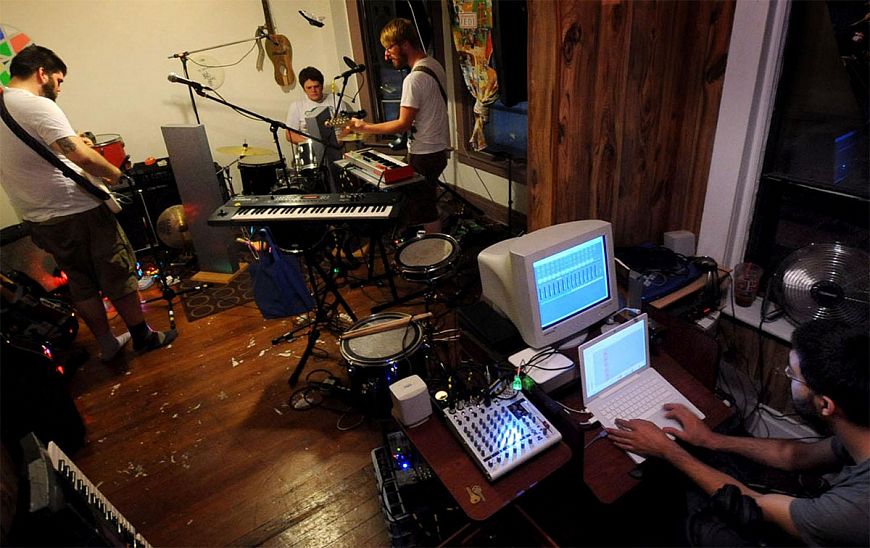 Звукоизоляция в квартире для музыкантов. Откуда берется шум?