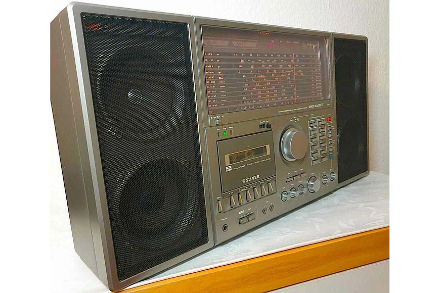 Silver ST 888 Space Master 11