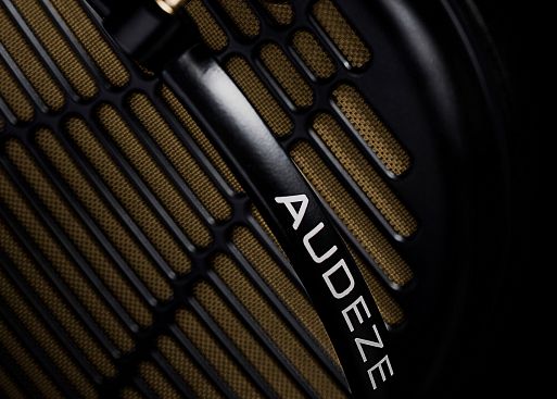 Магнепланарные наушники Audeze LCD-4z