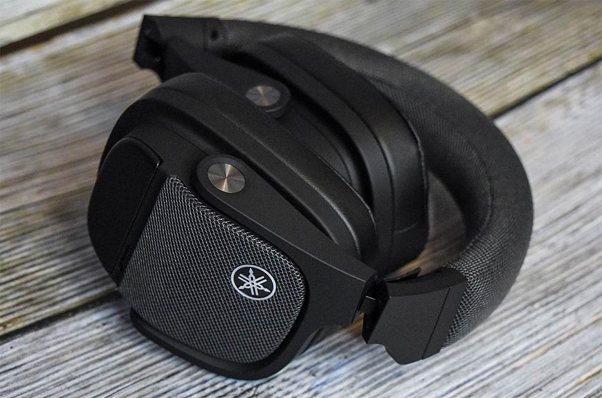 Накладные беспроводные наушники Yamaha YH-L700A