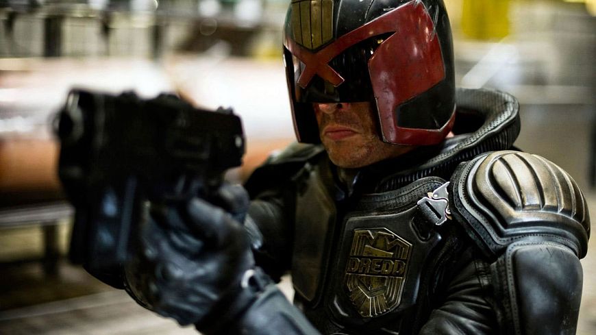 3. Судья Дредд 3D / Dredd (2012)