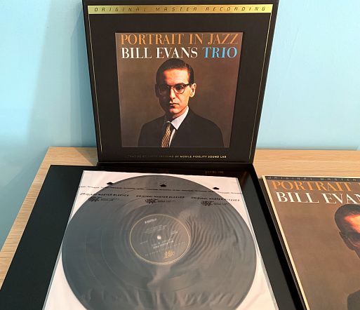 Пластинки UltraDisc One-Step от Mobile Fidelity