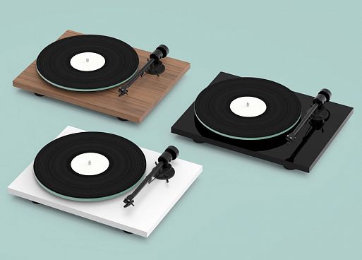 Проигрыватель виниловых пластинок Pro-Ject T1