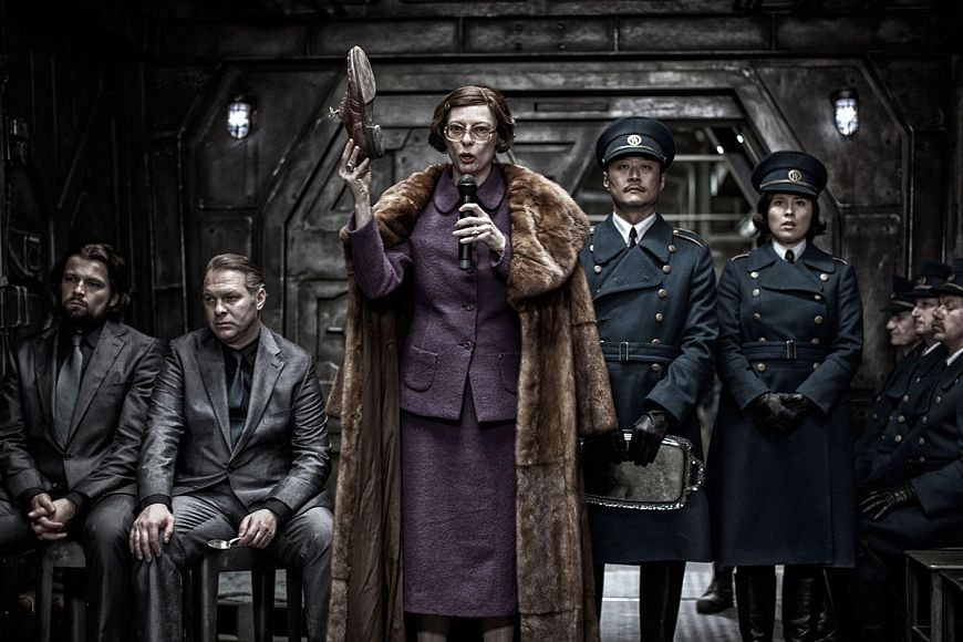 Сквозь снег / Snowpiercer (2013)