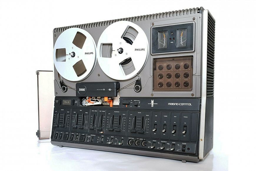 Philips N4422 (1977)