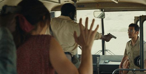 Пятнадцать минут войны / L'Intervention (2019)