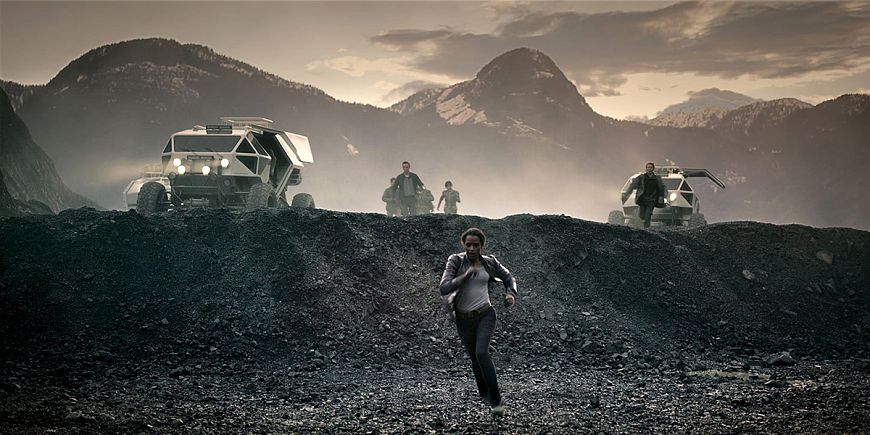 Затерянные в космосе / Lost in Space (2018)