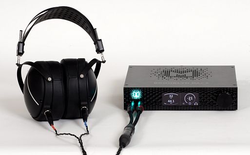 ЦАП Mytek Brooklyn DAC+ и наушники Audeze LCD2 Closed Back
