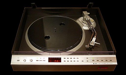 Top 5 turntables with remote control