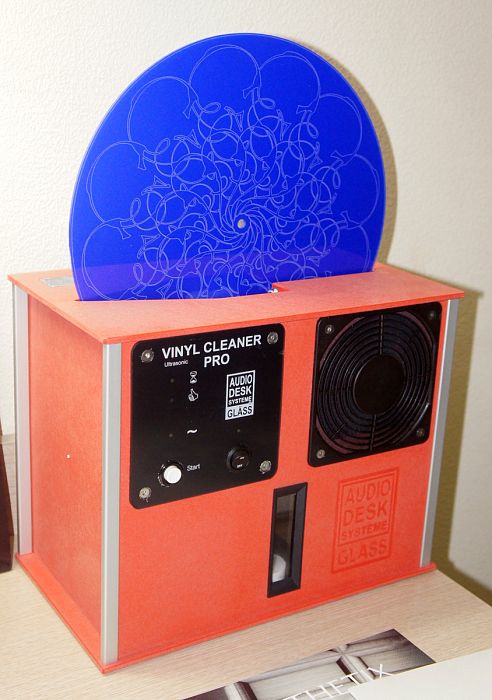 Ультразвуковая мойка виниловых пластинок Vinyl Cleaner PRO от Audiodesksysteme Gläss