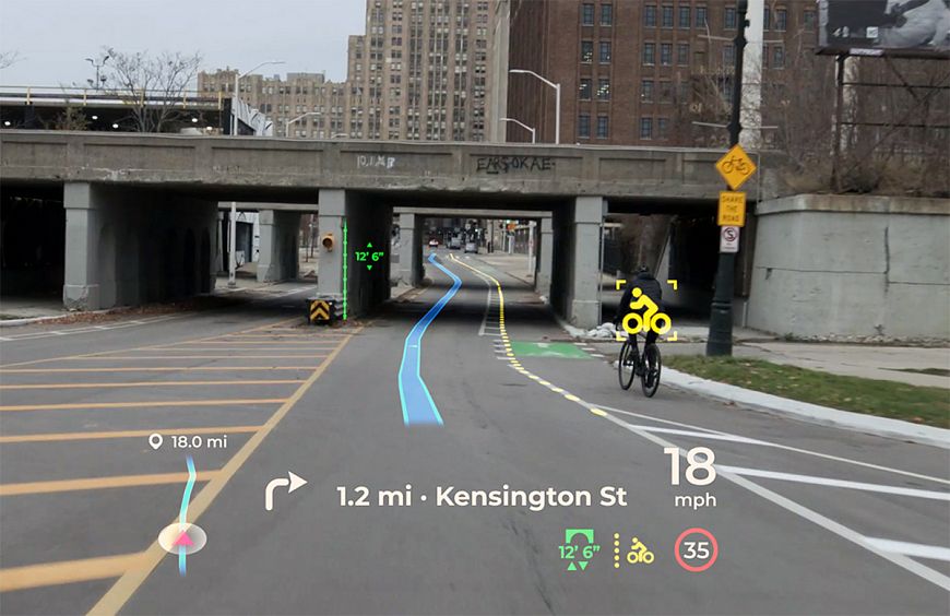 Голография на лобовом стекле автомобиля от Panasonic