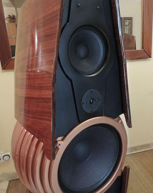 Sculpture Audio Chrysalis Magna