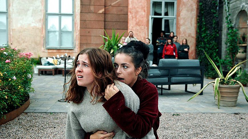 В изоляции / Deutvalda (2020)