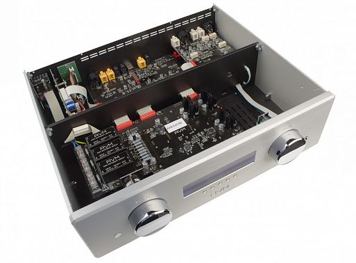 Предварительный усилитель с функциями стриминга и ЦАП AVM Ovation SD 6.2