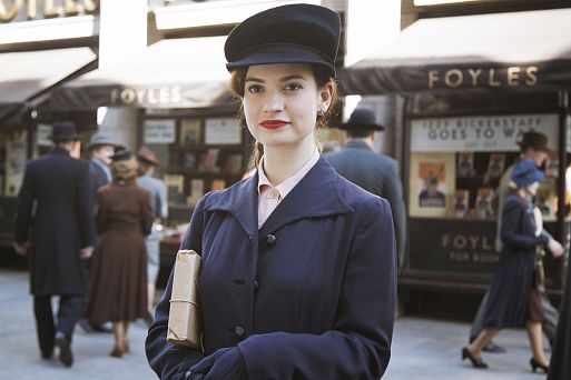 «Клуб любителей книг и пирогов из картофельных очистков» / The Guernsey Literary and Potato Peel Pie Society (2019)