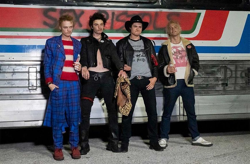 Новинки сериалов в мае 2022 года