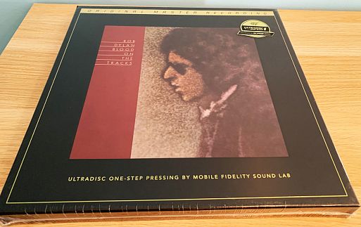 Пластинки UltraDisc One-Step от Mobile Fidelity