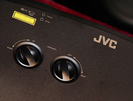 Лазерный 4K-проектор для домашнего кинотеатра JVC LX-NZ3