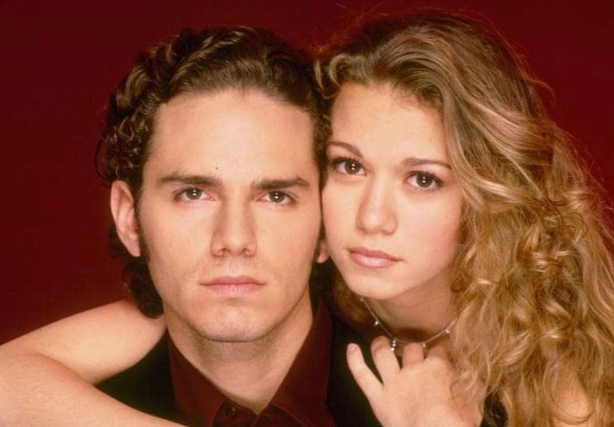 Топ-13 сериалов-долгожителей – у кого сезонов и серий больше всего?