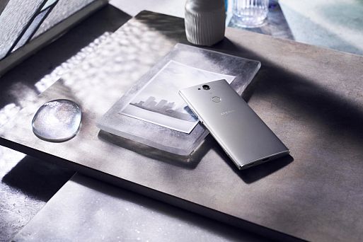 Смартфон Sony Xperia XA2 Plus