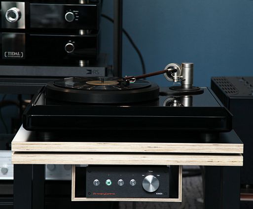 Проигрыватель виниловых пластинок Primare Control Kinea