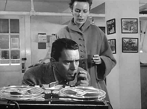 «Город в плену» / The Captive City (1952)