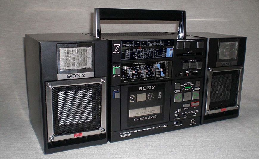 50 лучших винтажных кассетных магнитол