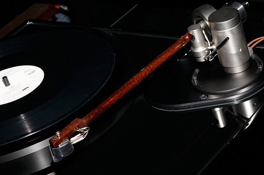 Проигрыватель виниловых пластинок Primare Control Kinea