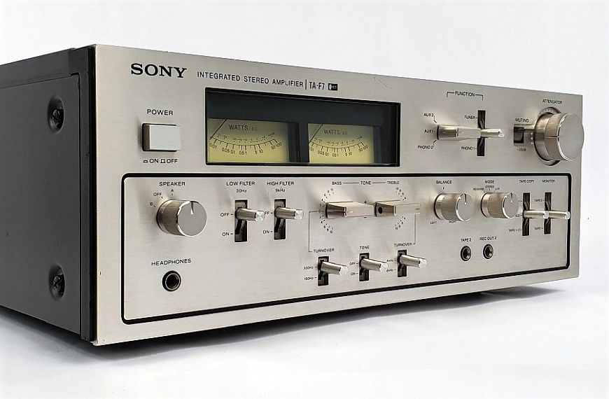 10 лучших интегральных усилителей 1970-х