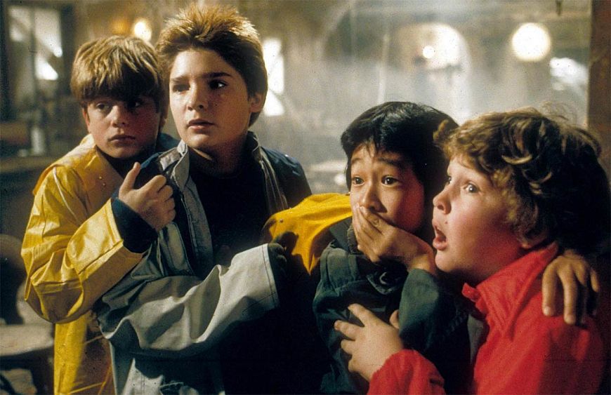 3. Балбесы / The Goonies (1985)