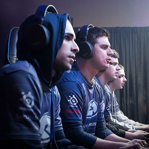 Игровая гарнитура SteelSeries Arctis 3 Bluetooth