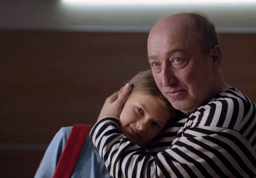 Толя-робот (2019)