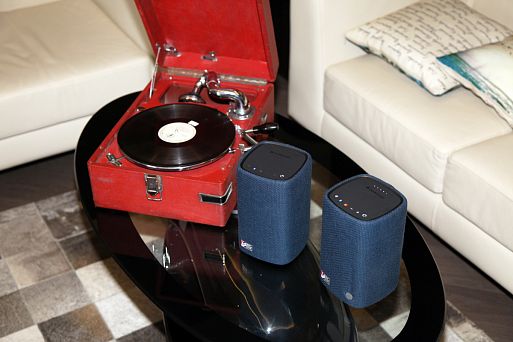 Беспроводные акустические системы Cambridge Audio YoYo M