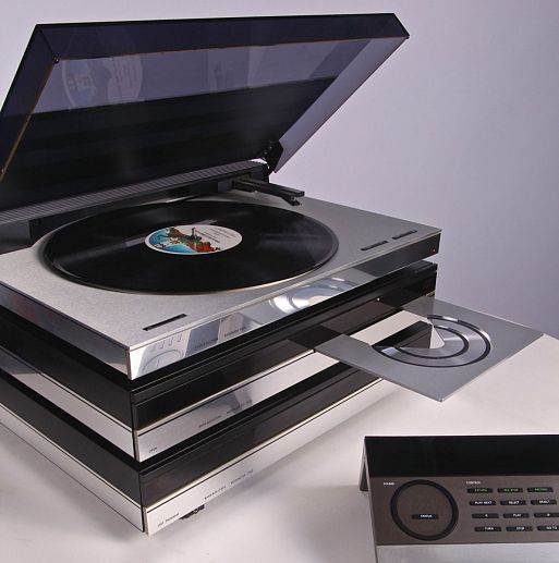 Top 5 turntables with remote control