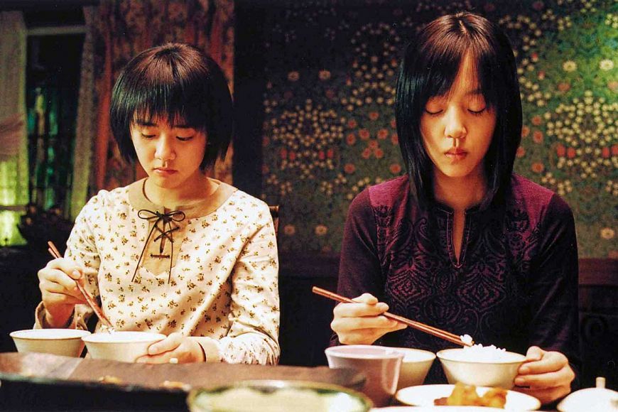 История двух сестер / Janghwa, Hongryeon (2003)