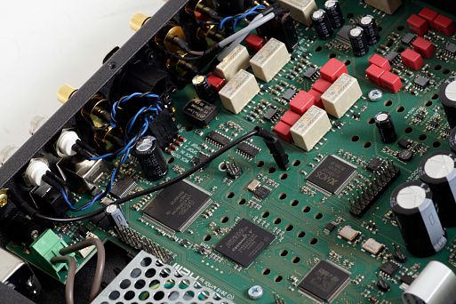 ЦАП Mytek Brooklyn DAC+ и наушники Audeze LCD2 Closed Back