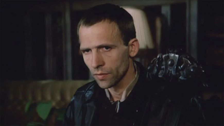 Посетитель музея (1989)