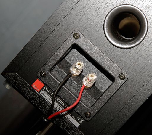 Акустические системы DALI OBERON